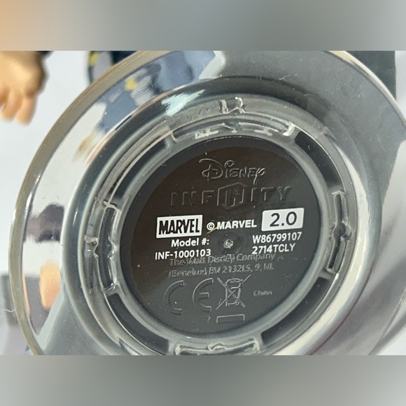 Disney Infinity 2.0 x Marvel - Thor 🔨⚡️ Buy 4 $14 Figures Get TWO $14s FREE - Picture 4 of 4